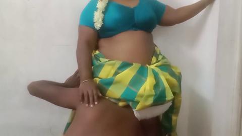 Femme mature reçoit un cunnilingus passionné avec de gros seins naturels en vidéos HD