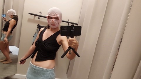 Die haarige Muschi und der große Hintern eines Amateurpaares in Aktion