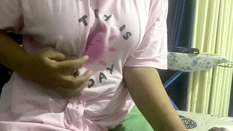 Indian college cutie Arabicqueen gets playful with her guy bestie