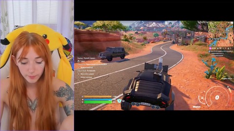 La hermosa streamer pelirroja en Twitch con un aura de Fortnite muestra su belleza