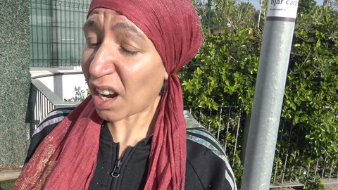 Milf reçoit un éjaculat en tant que magnifique femme cuckold qui aime avaler